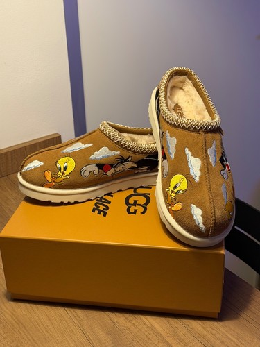 Palace ugg looney tunes - ugg,