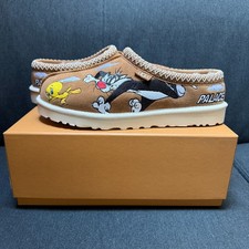 Palace Ugg Looney Tunes Tasman